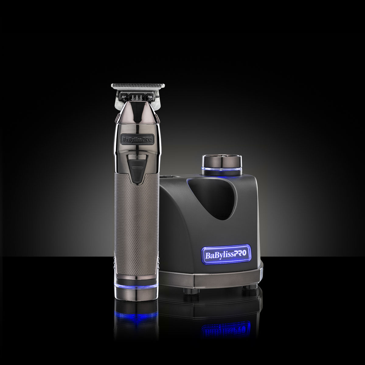 Snap FX Skeleton Trimmer on dark background